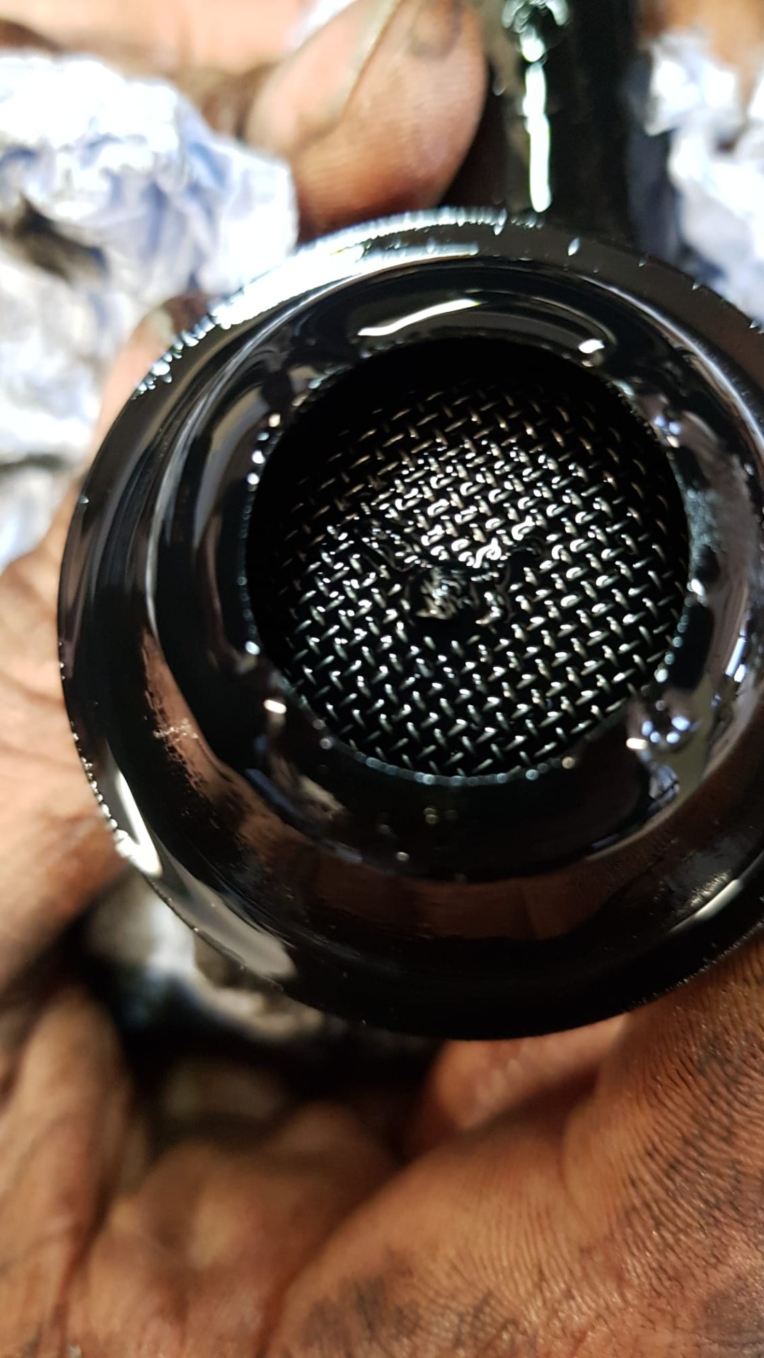 Im Sieb der Ansaugpumpe konnten wir auch schon Abrieb des Zahnriemens feststellen.